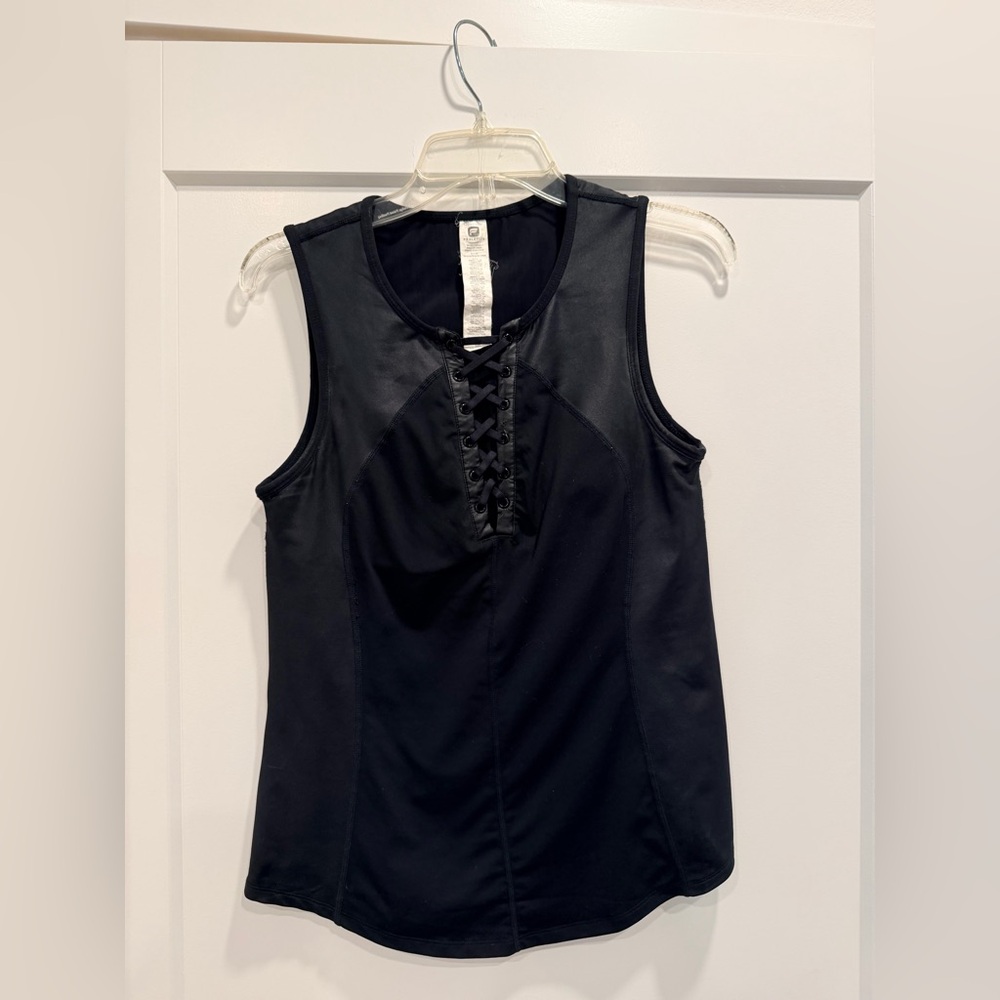 Fabletics Dominica Top - Picture 2 of 6